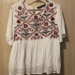 White Embroidered Top, M